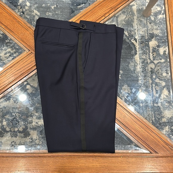 Charles Tyrwhitt Navy Blue Tuxedo - Picture 7 of 9